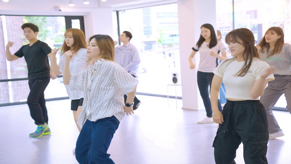 Fakta Menarik Tentang Pelatihan Idol di Korea Selatan
