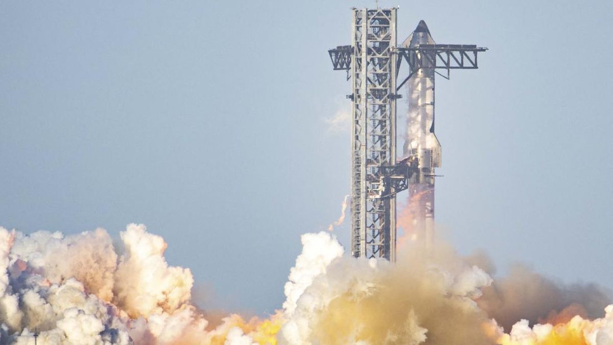 roket-starship-spacex-meledak-di-udara-elon-musk-tetap-optimis-lanjutkan-misi-antariksa